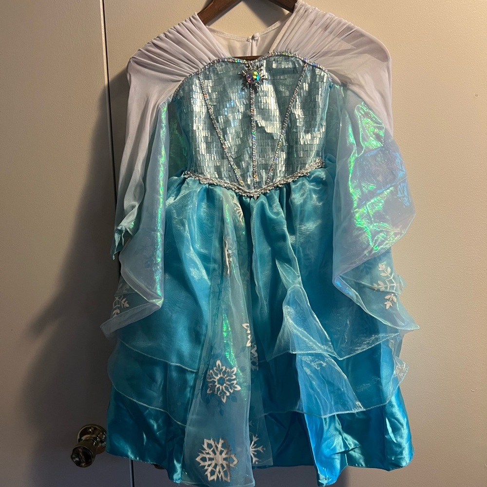 Disney Elsa costume from Frozen size 4
